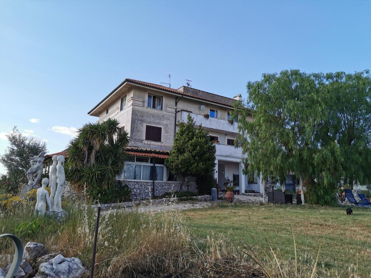 Villa Dei Romani - Country House Guidonia Montecelio Bagian luar foto